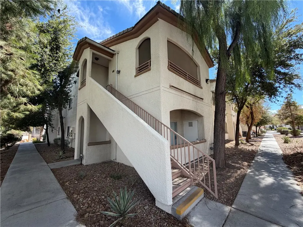 5655 East Sahara Avenue 1004