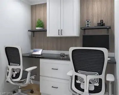 476 Box Canyon Road Office