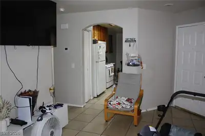 1410 Jamielinn Lane 101 Living Room