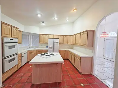 2060 River Plate Drive Kitchen