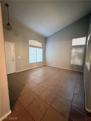 5152 Silhouette Avenue Living Room