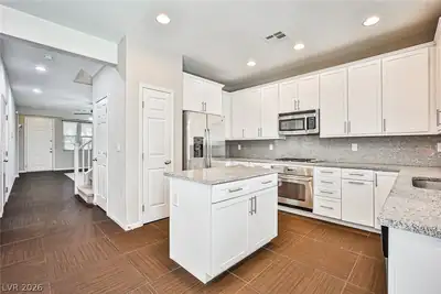 10567 Tranquil Glade Lane Kitchen