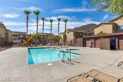 475 Lost Eagle Way Pool