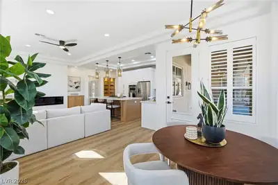 10648 Clarion Lane Dining Area
