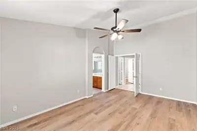 904 Shadowfax Road Bedroom
