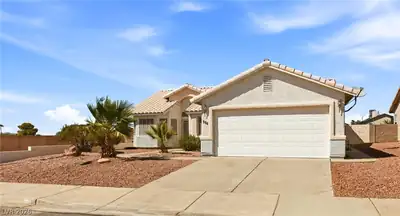 904 Shadowfax Road, Henderson