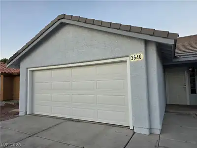 3640 Valley Drive Garage