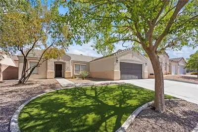2726 Watkins Glen Avenue Henderson, NV 89052