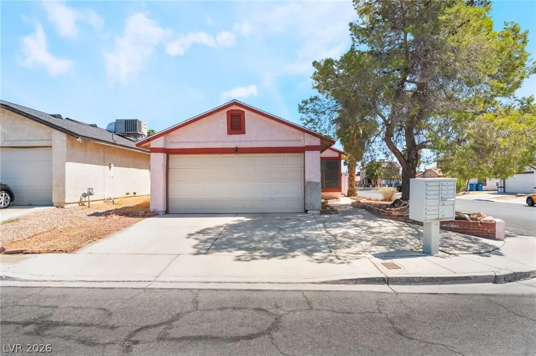 1909 Plumas Court