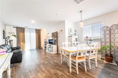 2710 Yellow Blaze Way 4 Dining Area
