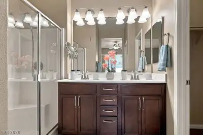 10931 Sardinia Sands Drive Primary Bathroom