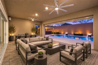 5455 Grambley Street Patio