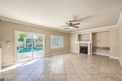 496 Melrose Heights Street Living Room