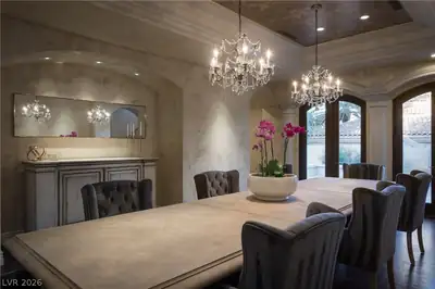 9017 Grove Crest Lane Dining Area