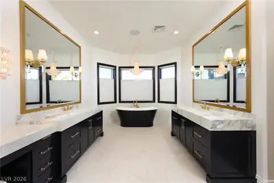 9817 Mountain Grove Court Primary Bathroom