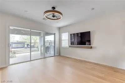 109 Reverie Heights Avenue Living Room