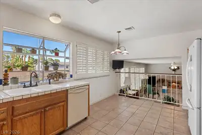 5254 Hibbetts Drive Kitchen