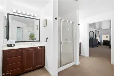 2128 Mountain Rail Drive, North Las Vegas, NV 89084 Primary Bathroom