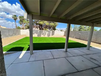 8304 Palmada Drive Patio