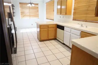 10229 San Giano Place Kitchen