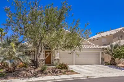2733 Bensonhurst Lane, Henderson, NV 89052 Front of Structure