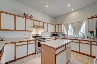 1644 Otto Merida Avenue Kitchen