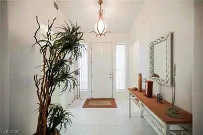 8636 Highland View Avenue, Las Vegas