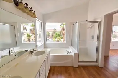 8048 Kentshire Drive Primary Bathroom