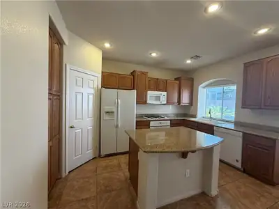 2307 Summer Home Street Kitchen