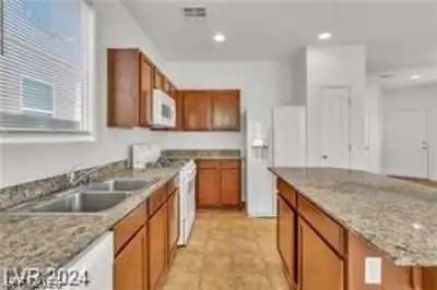 10964 Dunoon Street Kitchen