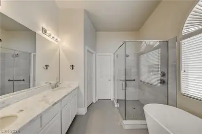 2201 Double Tree Avenue Primary Bathroom