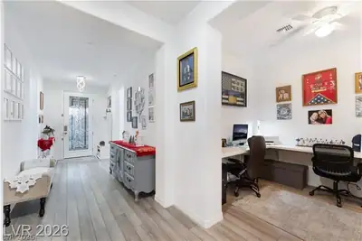 9985 Blackbark Court Entrance Foyer