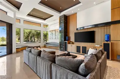 2 Castle Oaks Court Living Room