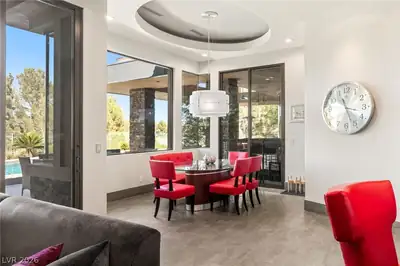 2 Castle Oaks Court Dining Area