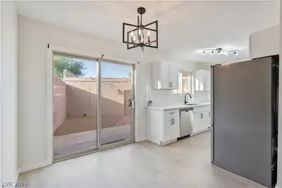 3357 Narod Street Dining Area