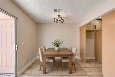 3638 Villa Knolls East Drive Dining Area