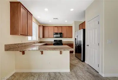 5548 Ayers Cliff Street Kitchen