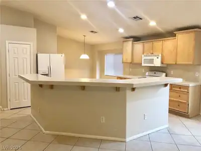 11212 PLAYA BONITA Avenue Kitchen