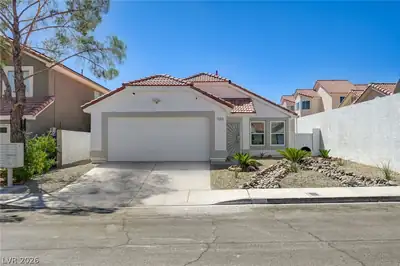 7313 Silver Ridge Drive Las Vegas, NV 89128