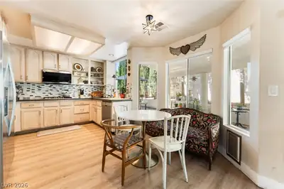 2421 Ivy Garden Court Kitchen