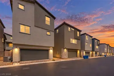 4740 Parkarbor Avenue Las Vegas, NV 89141