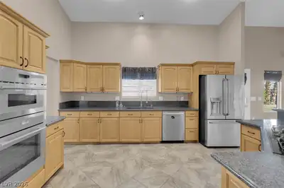 9415 Westwind Road Kitchen