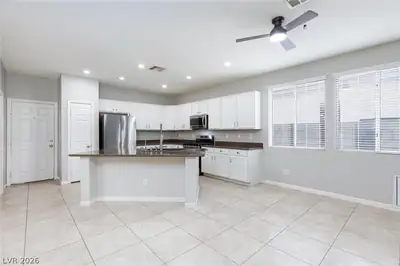 5426 Saint Bernard Court Kitchen