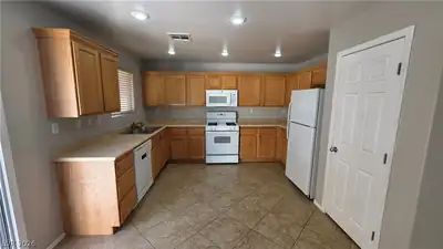5769 Old Colony Drive Kitchen
