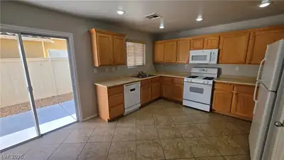 5769 Old Colony Drive Kitchen
