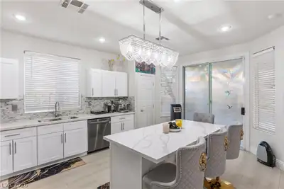 3573 Pinnate Drive Kitchen