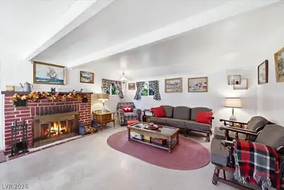 4501 Aspen Avenue Living Room