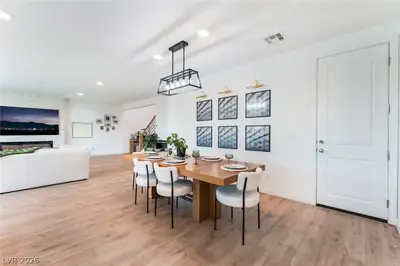 1305 Crimson Sunbird Avenue Dining Area
