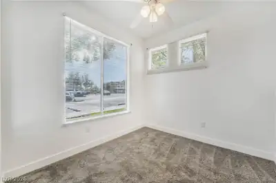 4400 South Jones Boulevard 1057 Bedroom