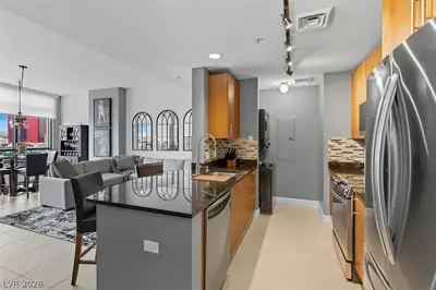 200 West Sahara Avenue 1405 